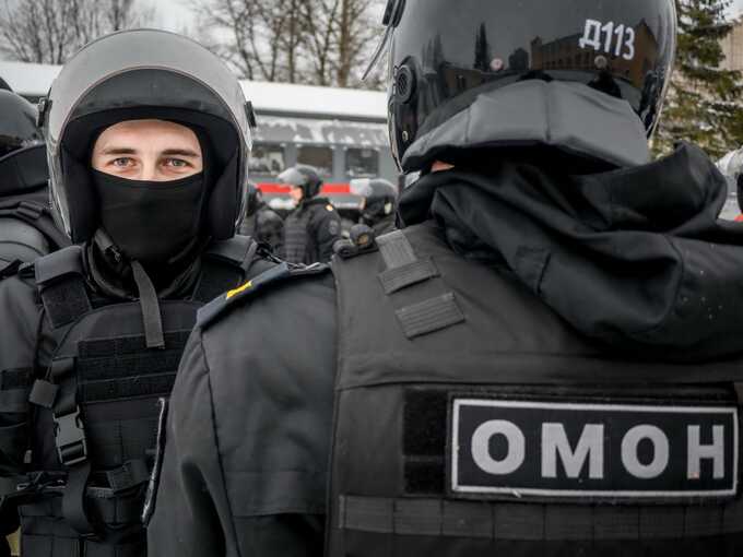 В Подмосковье неделю ищут бойца ОМОНа, пропавшего после аварии