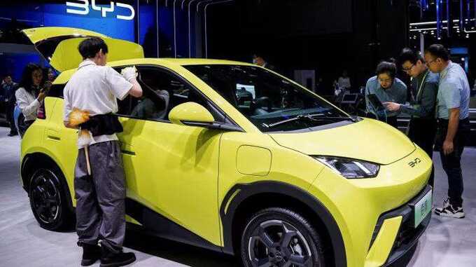 BYD обрушила акции автогигантов Китая новой волной ценовой войны