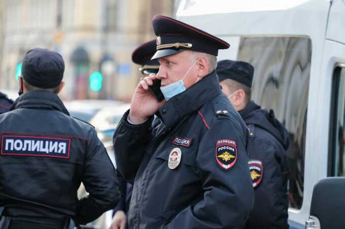 В ГУ МВД Петербурга не хватает кадров — на ПМЭФ стянули полицейских из отдалённых районов