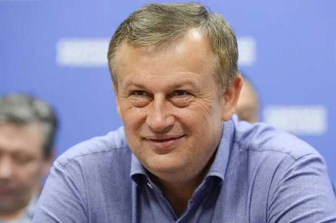 Команда Дрозденко теряет миллиарды на замороженном строительстве Дома культуры в Приморске
