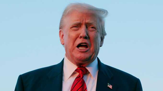 Трамп заявил, что атомные подлодки уже направлены в сторону России