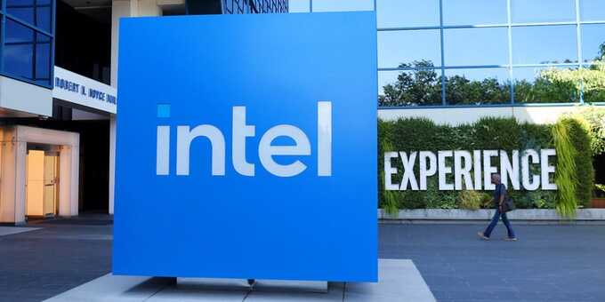 Акции Intel упали после призыва Трампа уволить гендиректора