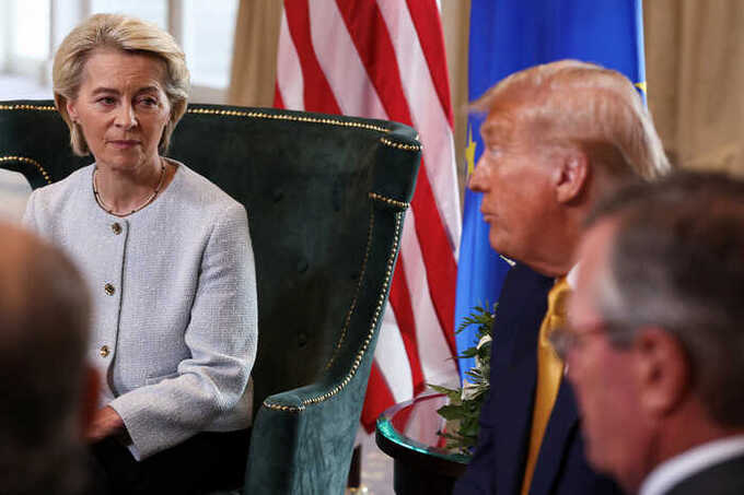 Зеленский, лидеры Европы и Трамп обсудят Украину перед его встречей с Путиным на Аляске